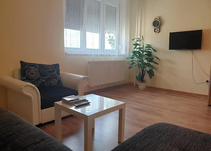 Casino Zuglo Apartament *