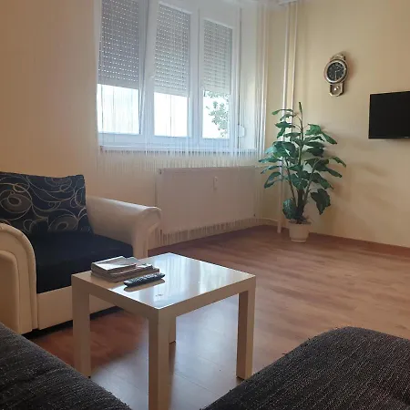 Casino Zuglo Apartment *